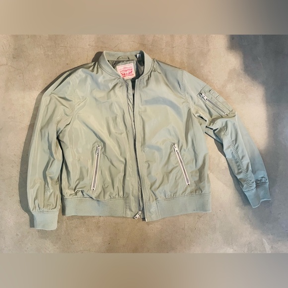 Levi’s Lightweight Bomber Jacket - Picture 1 of 7